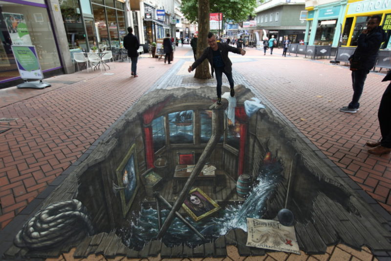 Amazing pirate-themed 3D 'illusion' artwork appears in Birmingham city ...