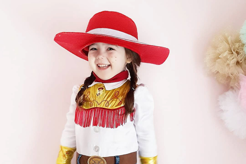 15 Awesome Costumes Celebrating World Book Day 2019