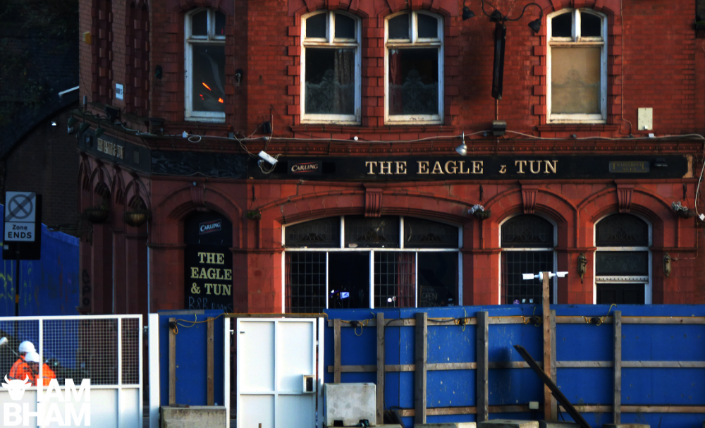 Fire tears through iconic UB40 Eagle and Tun pub in Digbeth