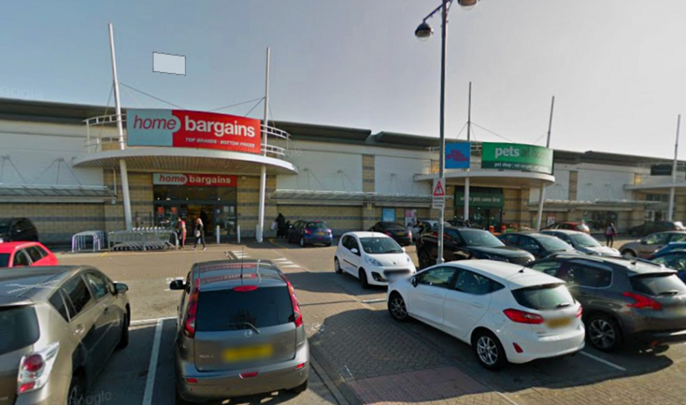 “I’ve got coronavirus!” shouts shoplifter as he coughs and spits at staff in Birmingham
