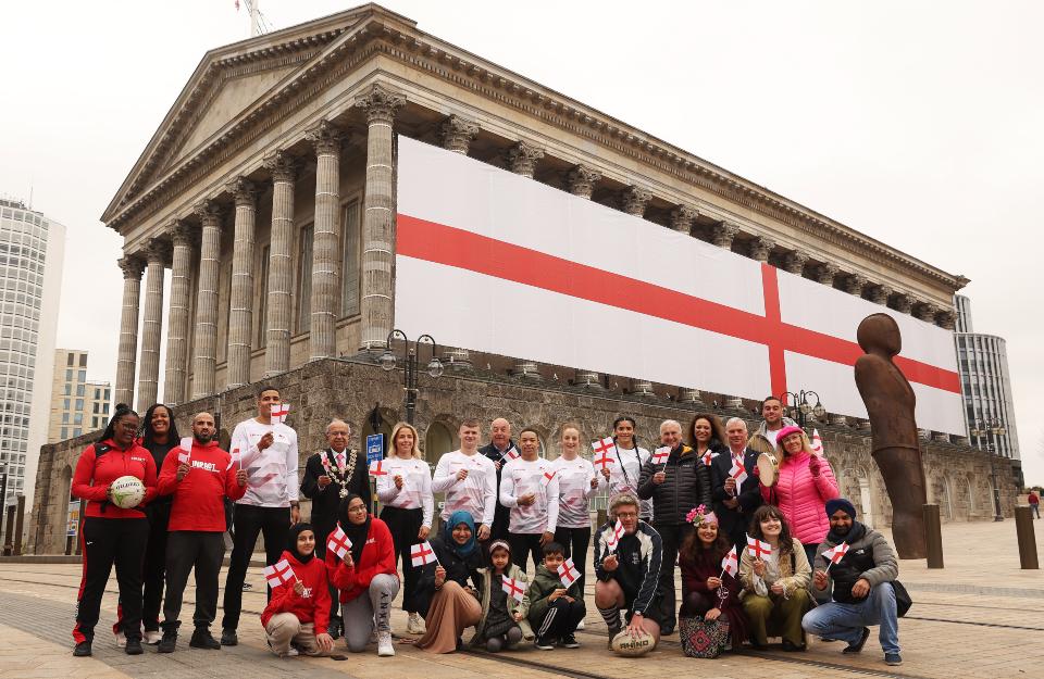 Brum council erects 8.2m-high St George’s Day flag on Town Hall ahead of Commonwealth Games