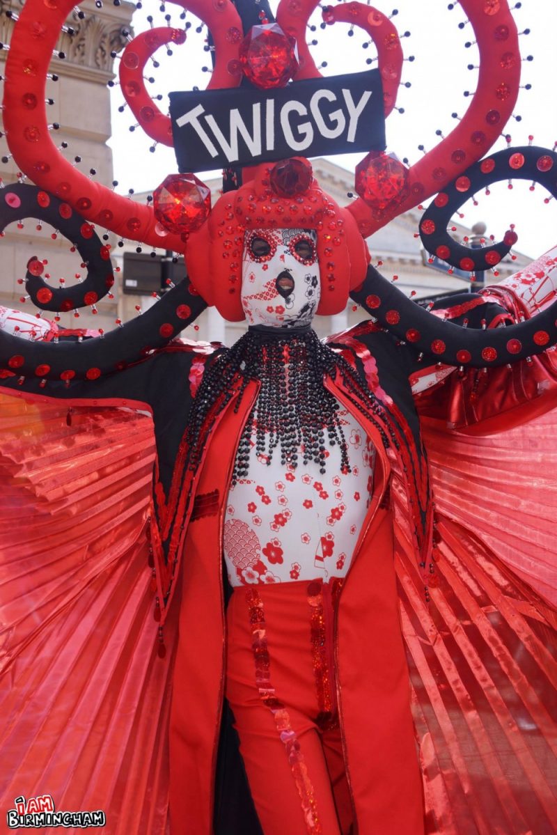 Twiggy Birmingham drag queen artist in costume 