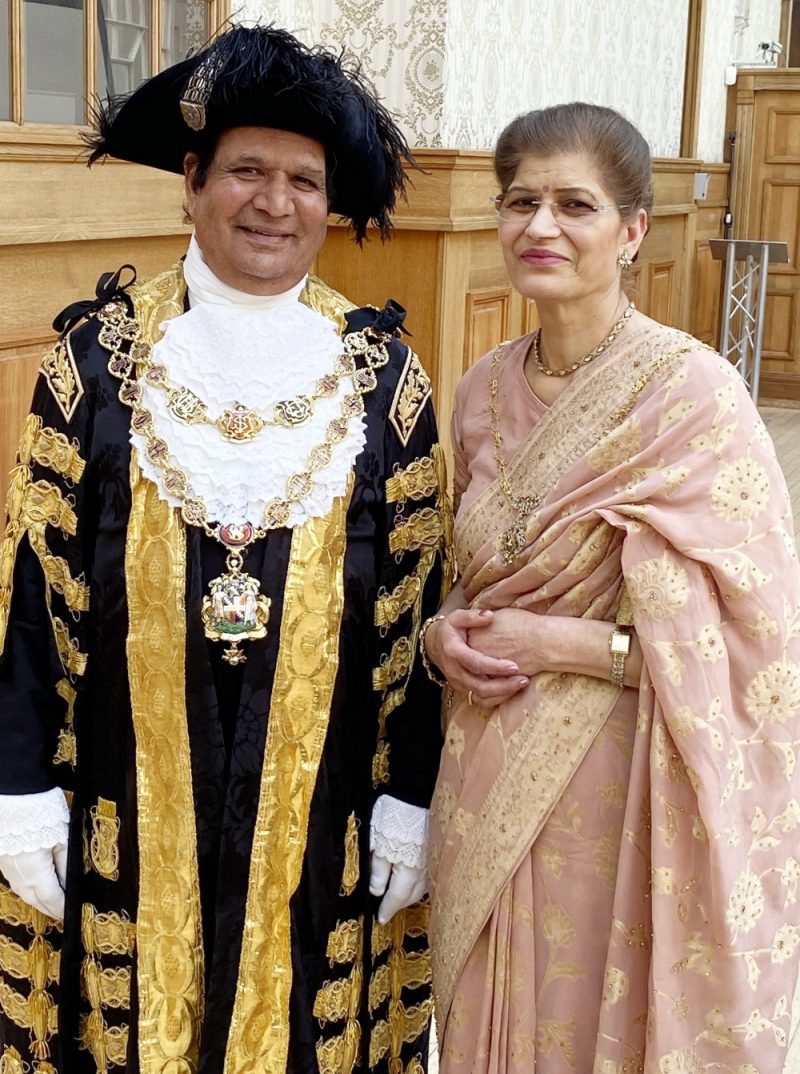 Lord Mayor of Birmingham Chaman Lal and his wife, Lady Mayoress Vidya Wati