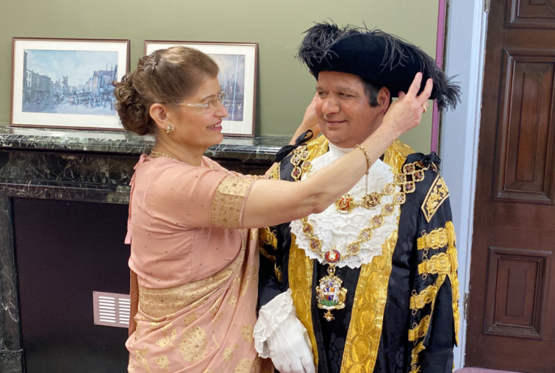 Lord Mayor of Birmingham Chaman Lal and his wife, Lady Mayoress Vidya Wati.