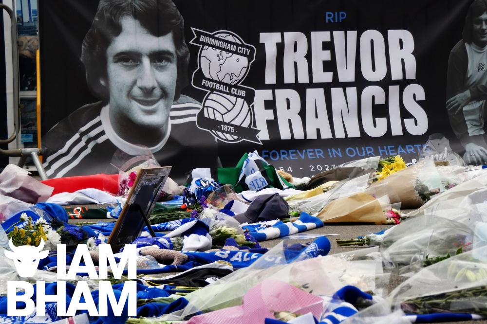 IN PICTURES: Fans leave heartfelt tributes to Trevor Francis outside Birmingham City FC