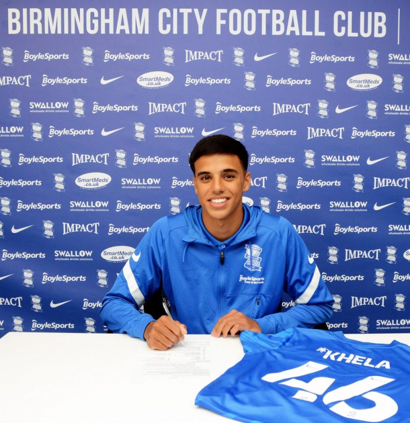 Sikh-Punjabi teenager Brandon Khela has signed a contract with Birmingham City FC