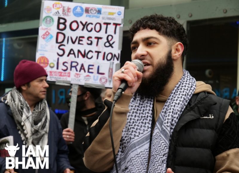 Teenage activist Abu Umaymah speaks at solidarity protest for Palestine and Yemen in Birmingham 